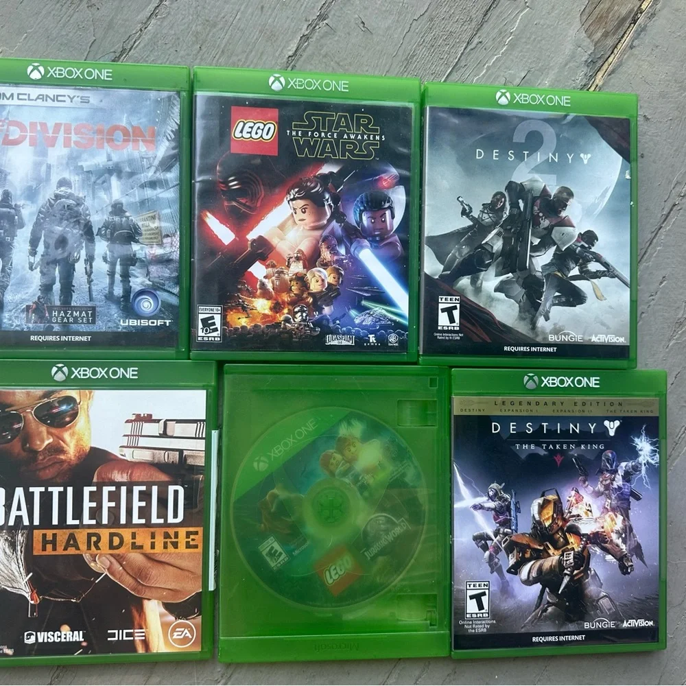 Microsoft Xbox One Video Game Collection - Green Cases